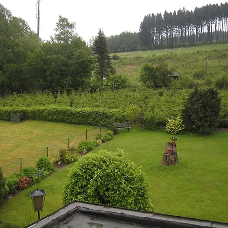 Graceful In Velmede With Garden * Bestwig