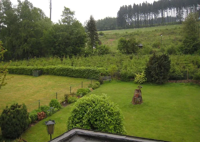 Graceful In Velmede With Garden * Bestwig