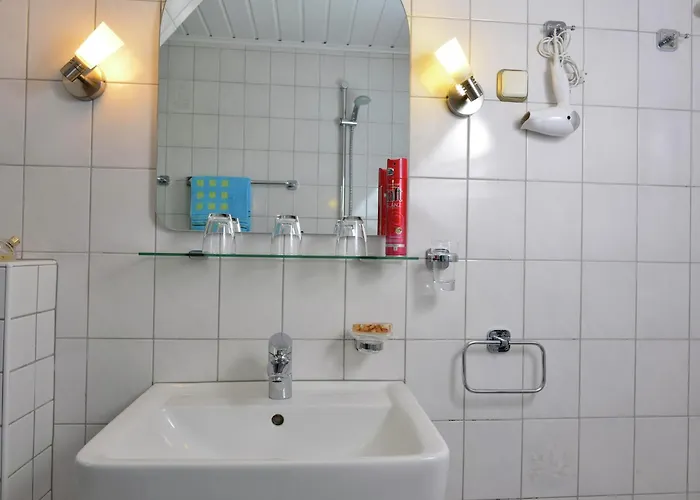 Graceful In Velmede With Garden *